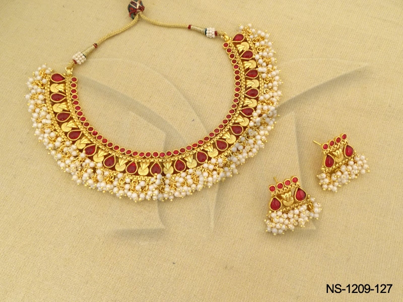 Kemp Stone Necklace Set