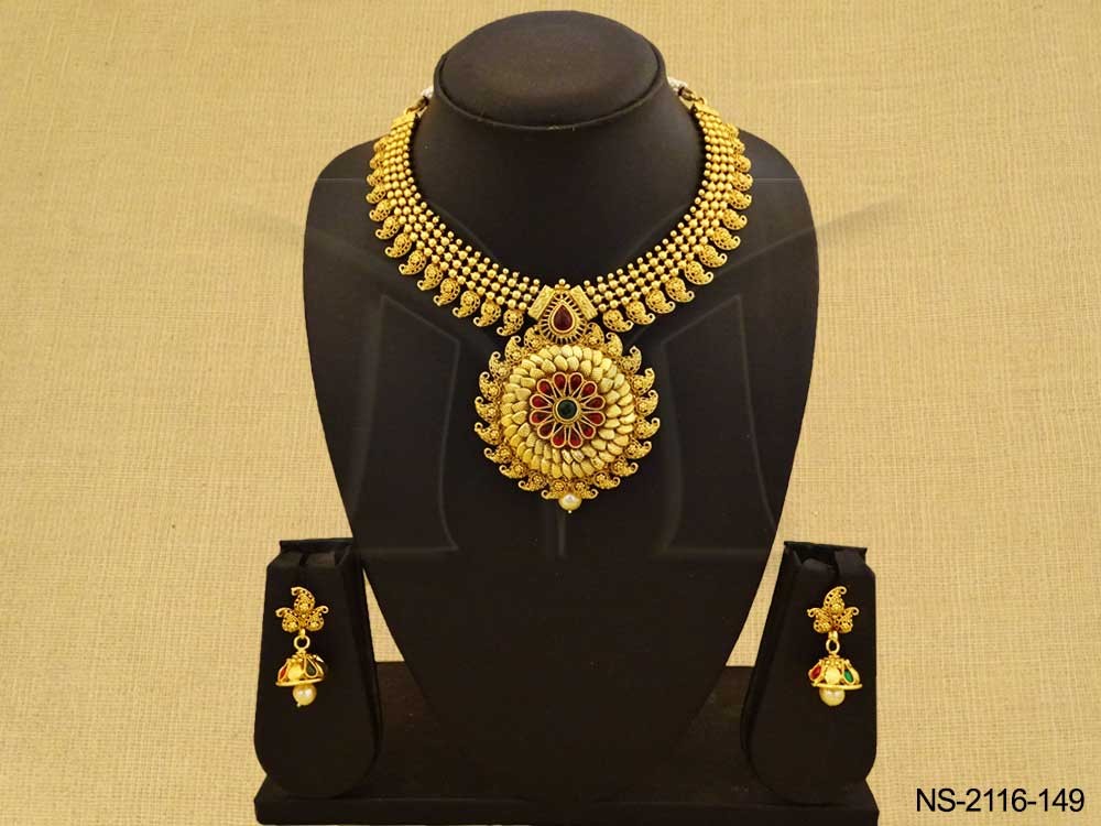 Round Kemp Necklace Set