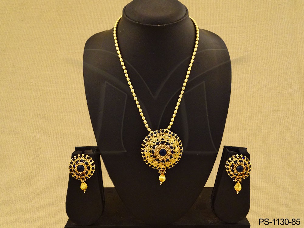 Round Kemp Pendant Set