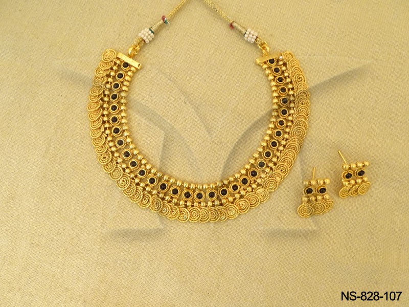 Kemp Necklace Jewelry Set